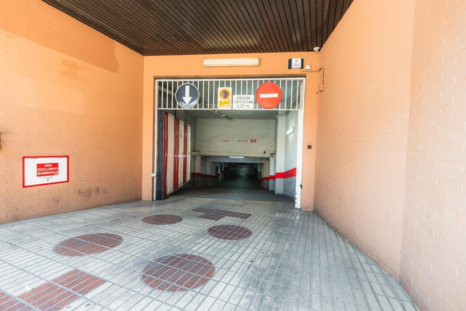 גרנדה Constitucion Apartment - Free Parking מראה חיצוני תמונה